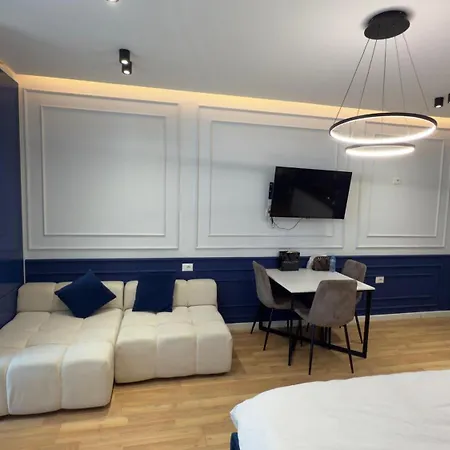 21 Apartament *